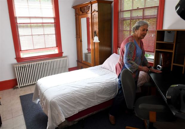 HOUSING-SENIORS-1559059032